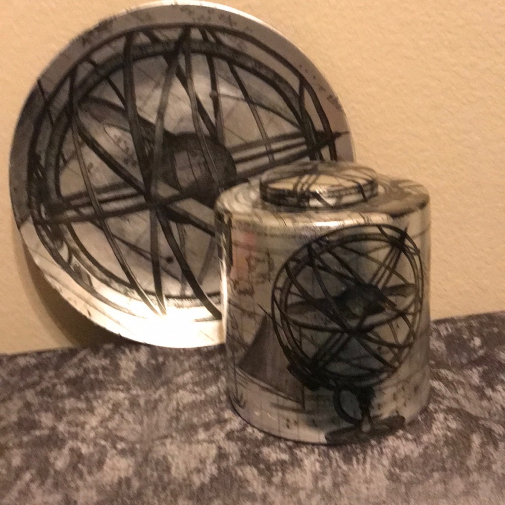 Large Charger Plate with Canister